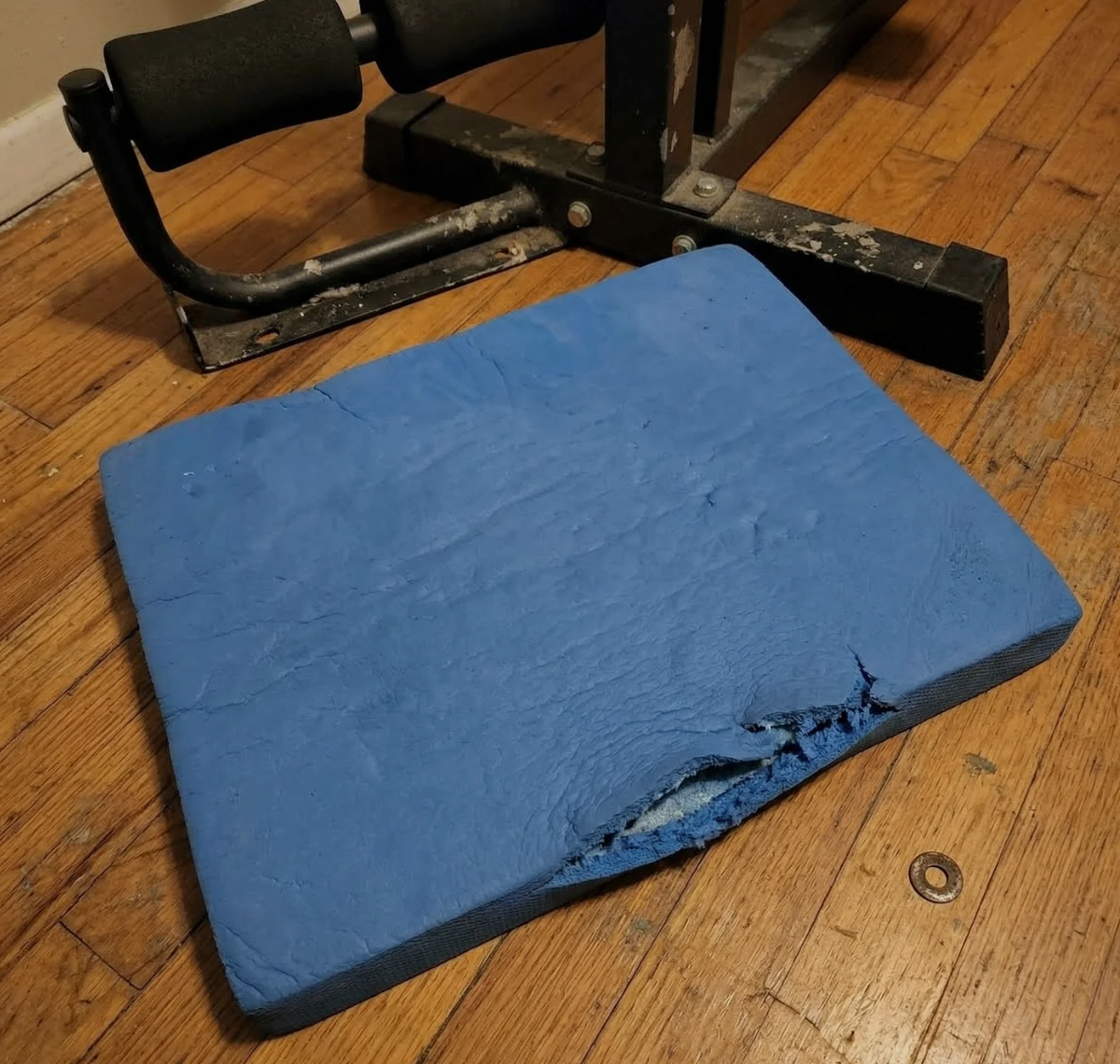 Comparison of thin cheap foam pads